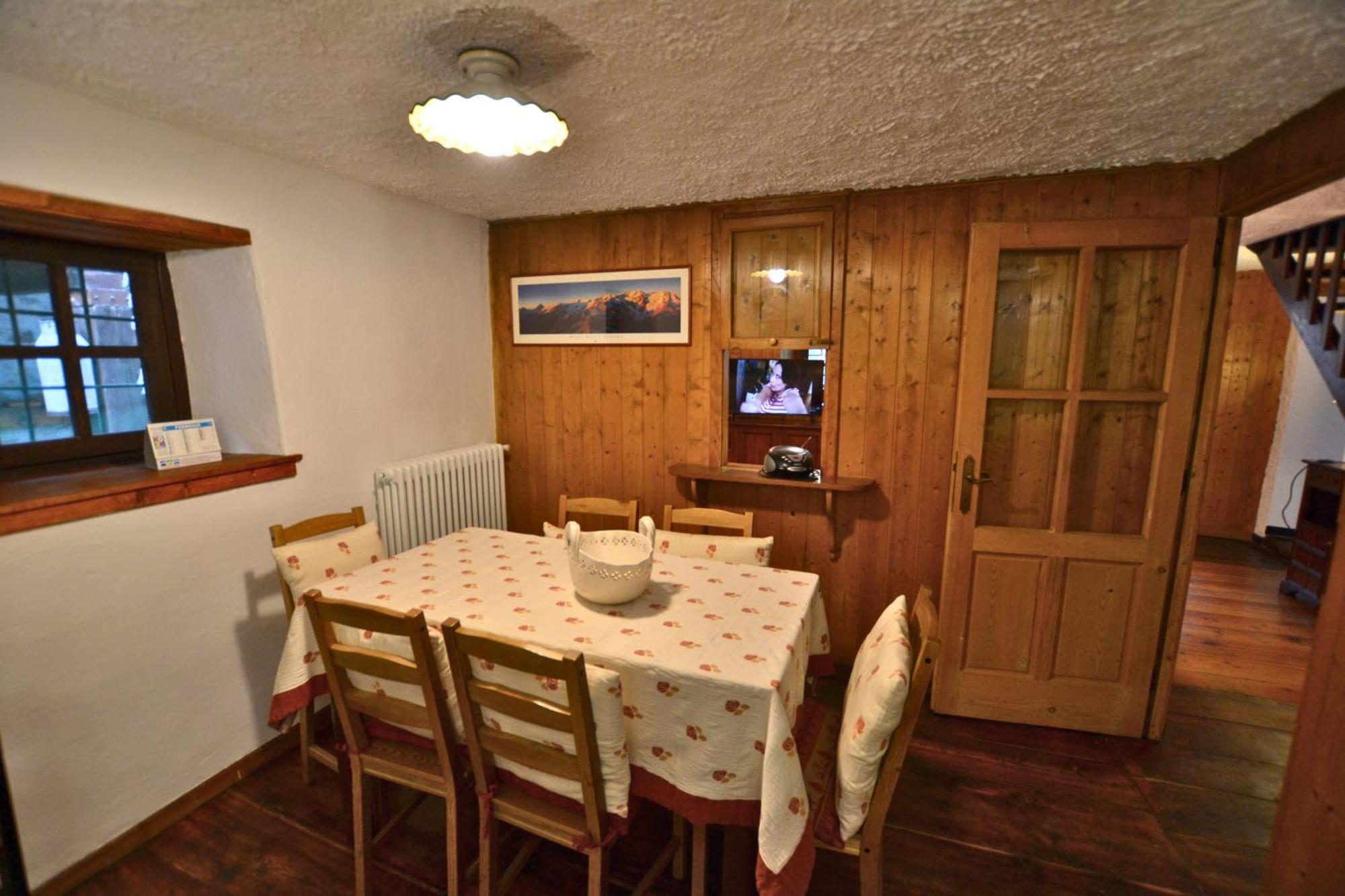 Delle Lobbie Holiday home Ceppo Morelli